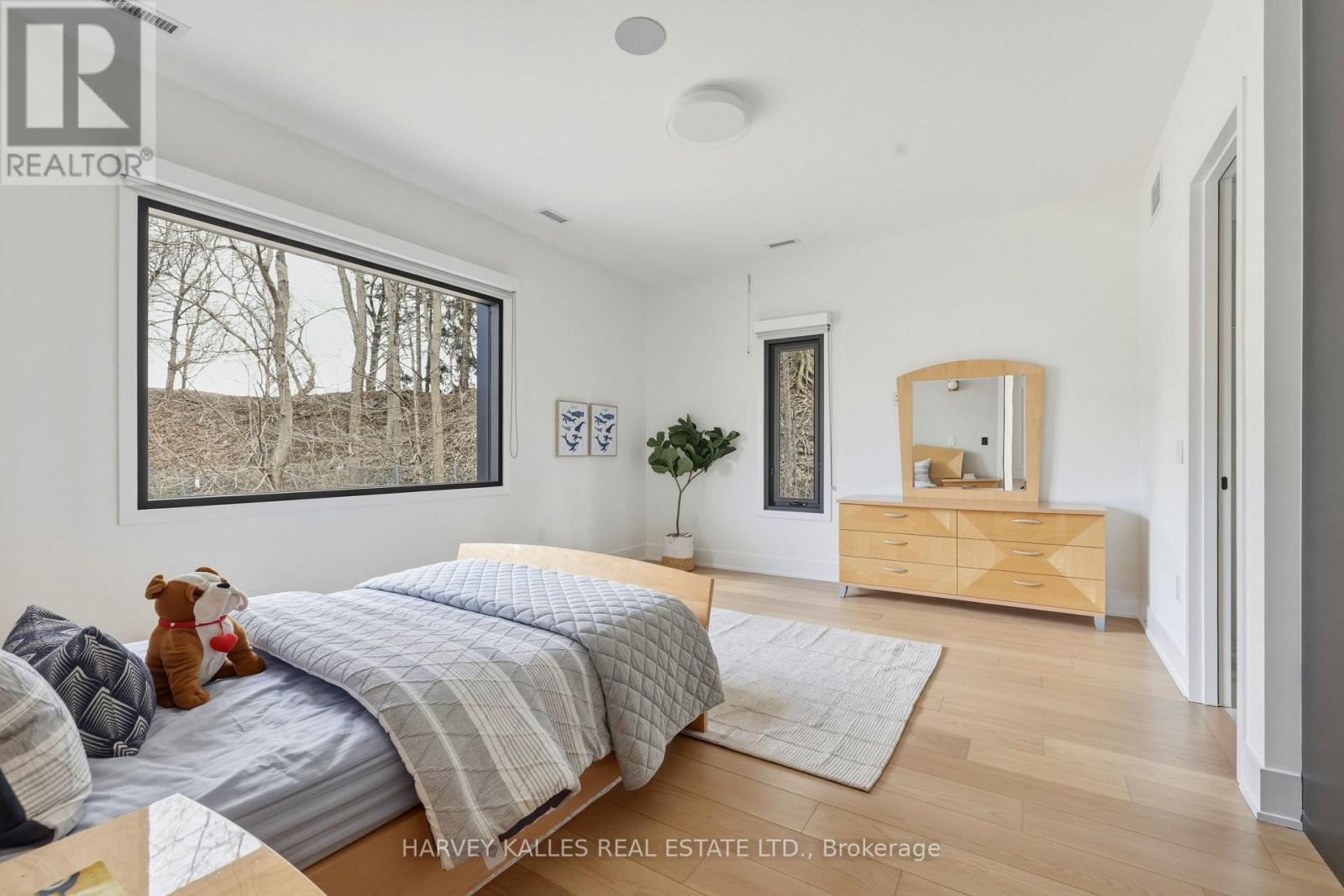 12 WINTON ROAD