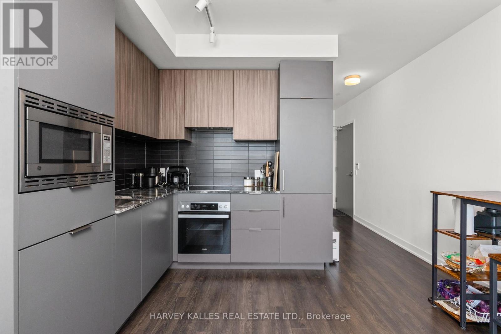 716 - 50 O'NEILL ROAD