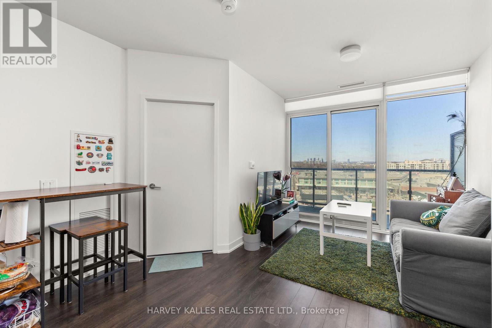 716 - 50 O'NEILL ROAD