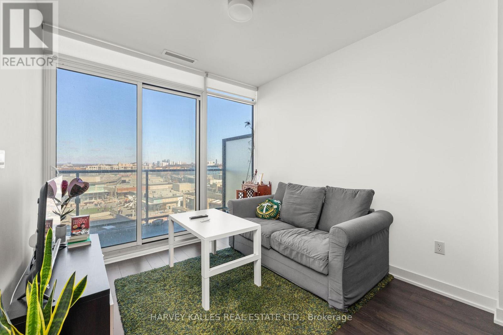 716 - 50 O'NEILL ROAD