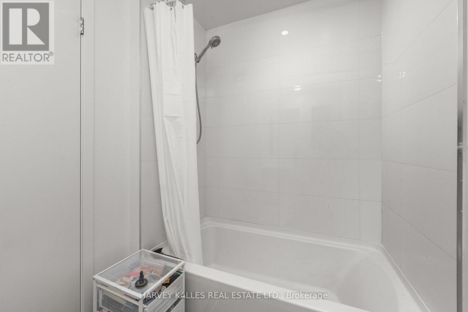 716 - 50 O'NEILL ROAD