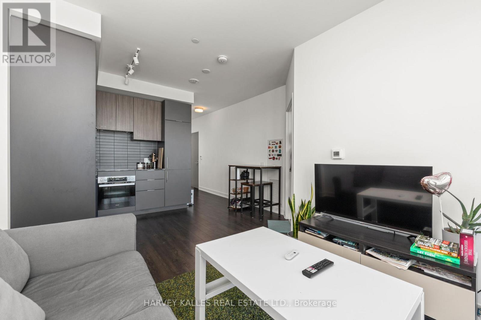 716 - 50 O'NEILL ROAD