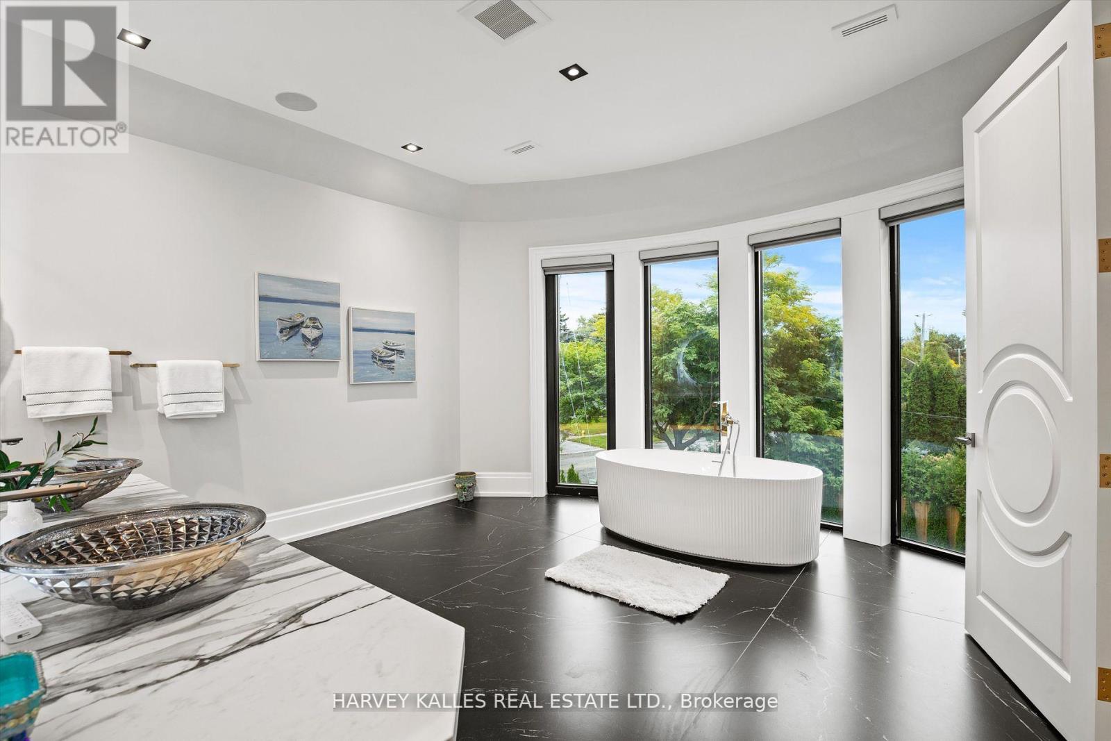 1 SILVERGROVE ROAD