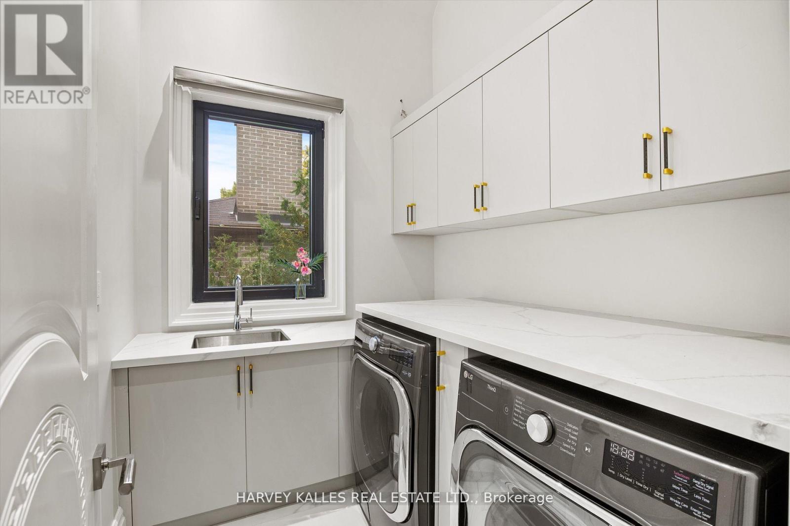 1 SILVERGROVE ROAD