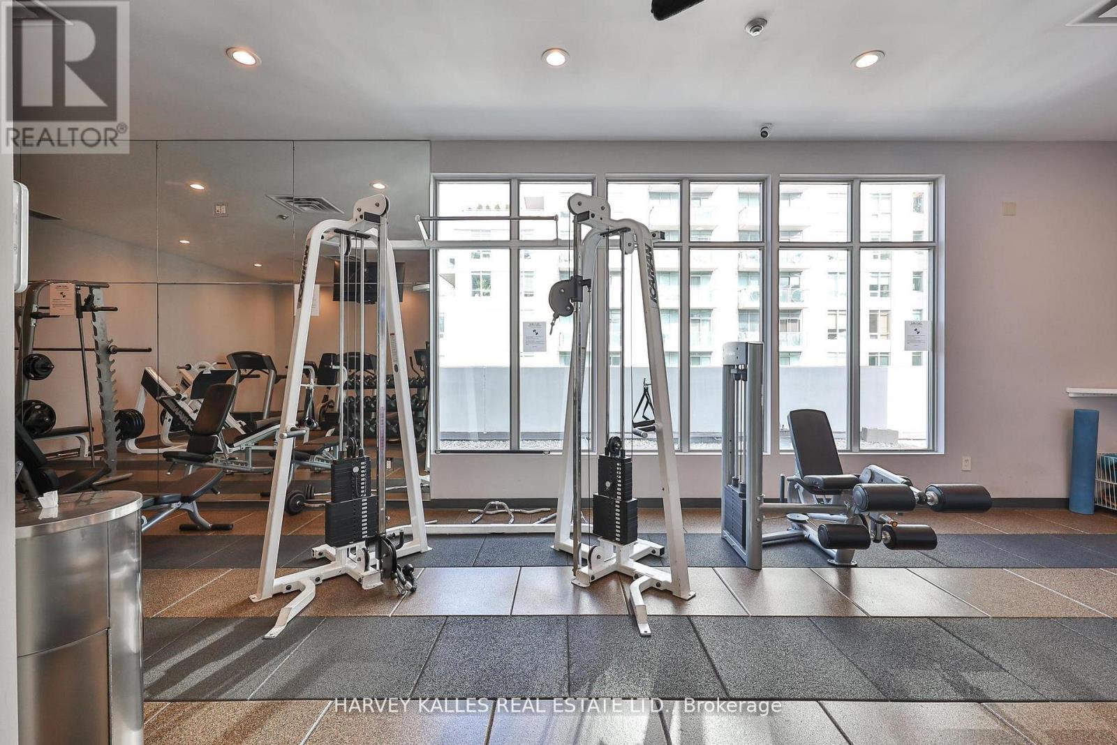 412 - 188 EGLINTON AVENUE E