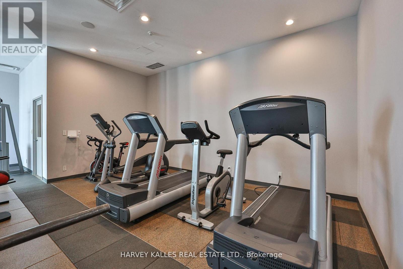 412 - 188 EGLINTON AVENUE E