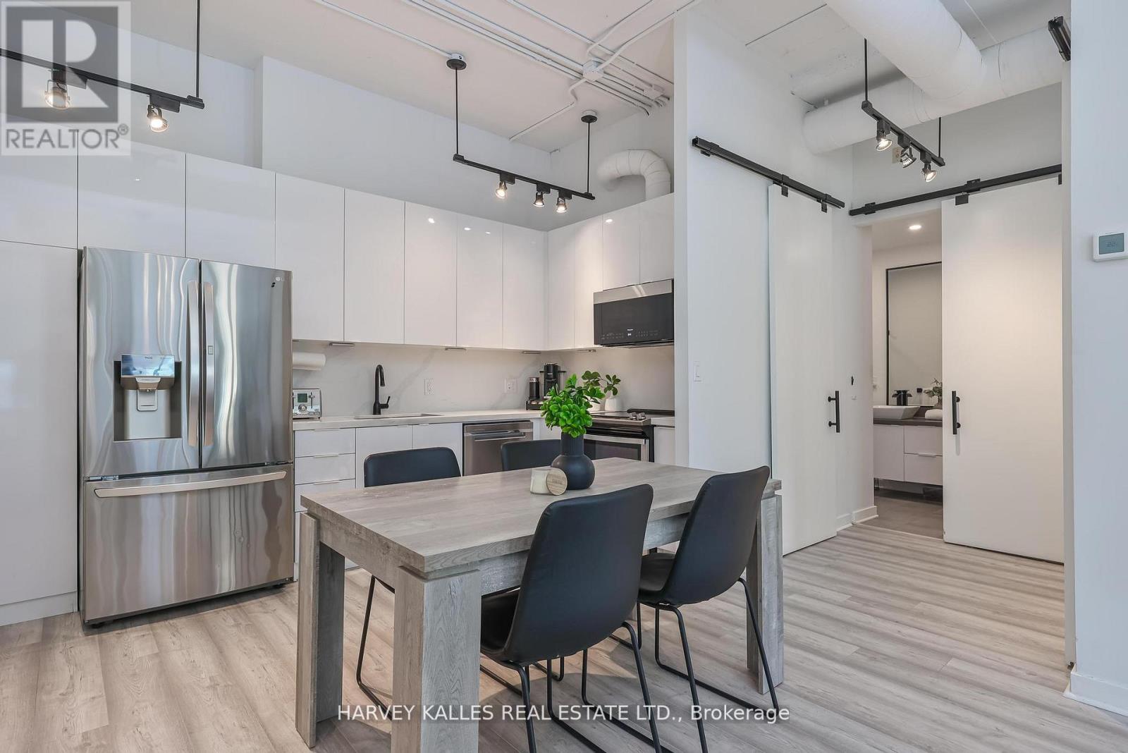 412 - 188 EGLINTON AVENUE E