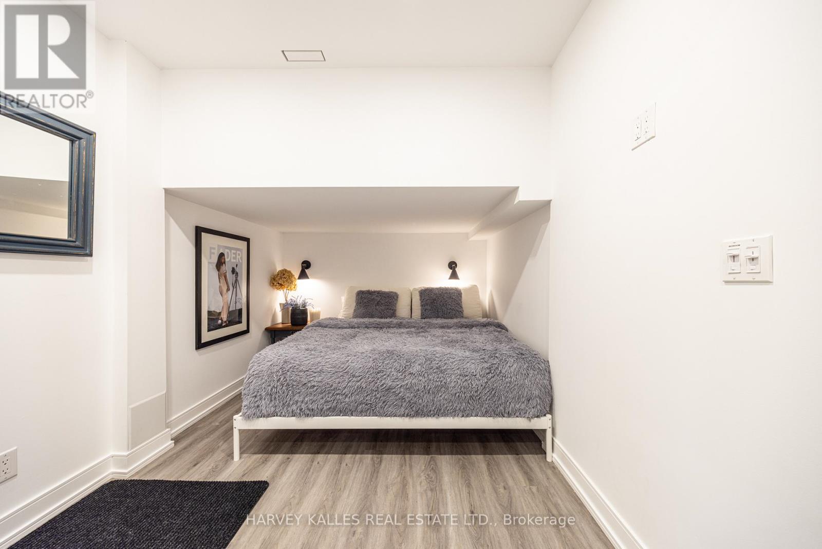 488 ARLINGTON AVENUE