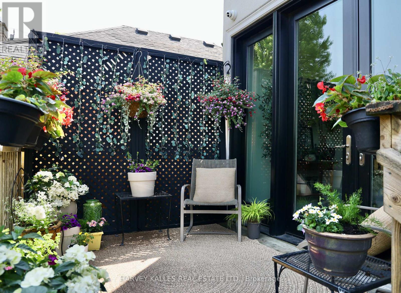 488 ARLINGTON AVENUE
