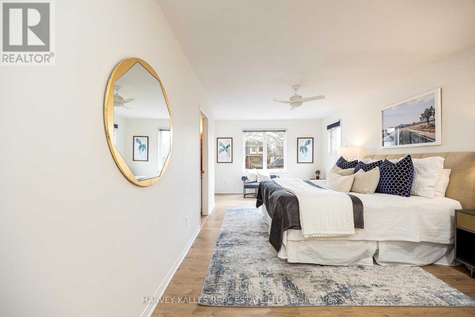 467 HILLSDALE AVENUE E