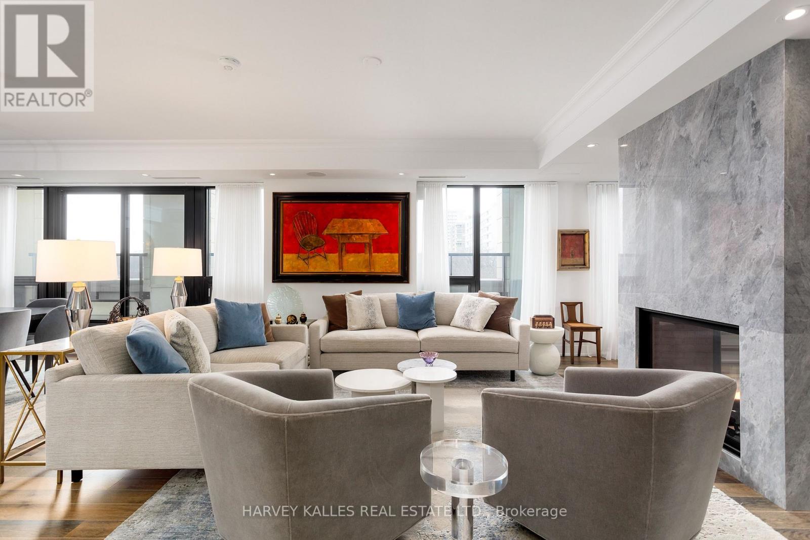 701 - 1 FOREST HILL ROAD