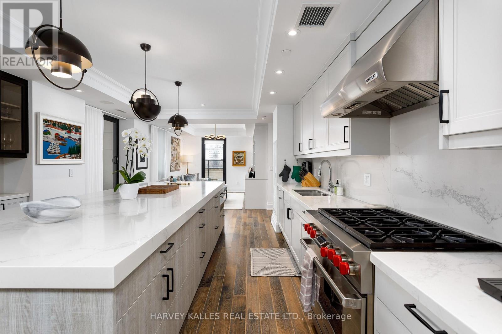 701 - 1 FOREST HILL ROAD