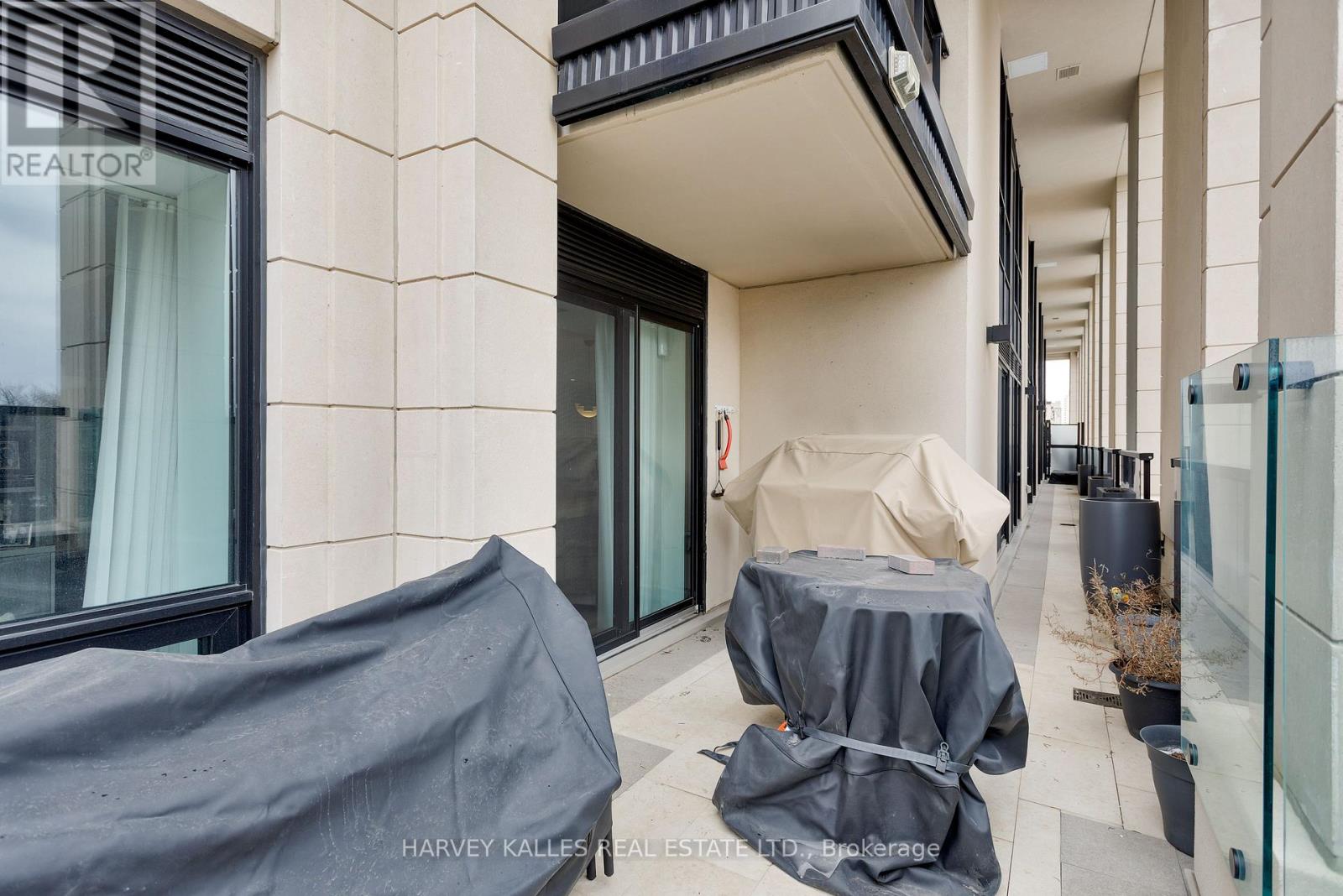 701 - 1 FOREST HILL ROAD