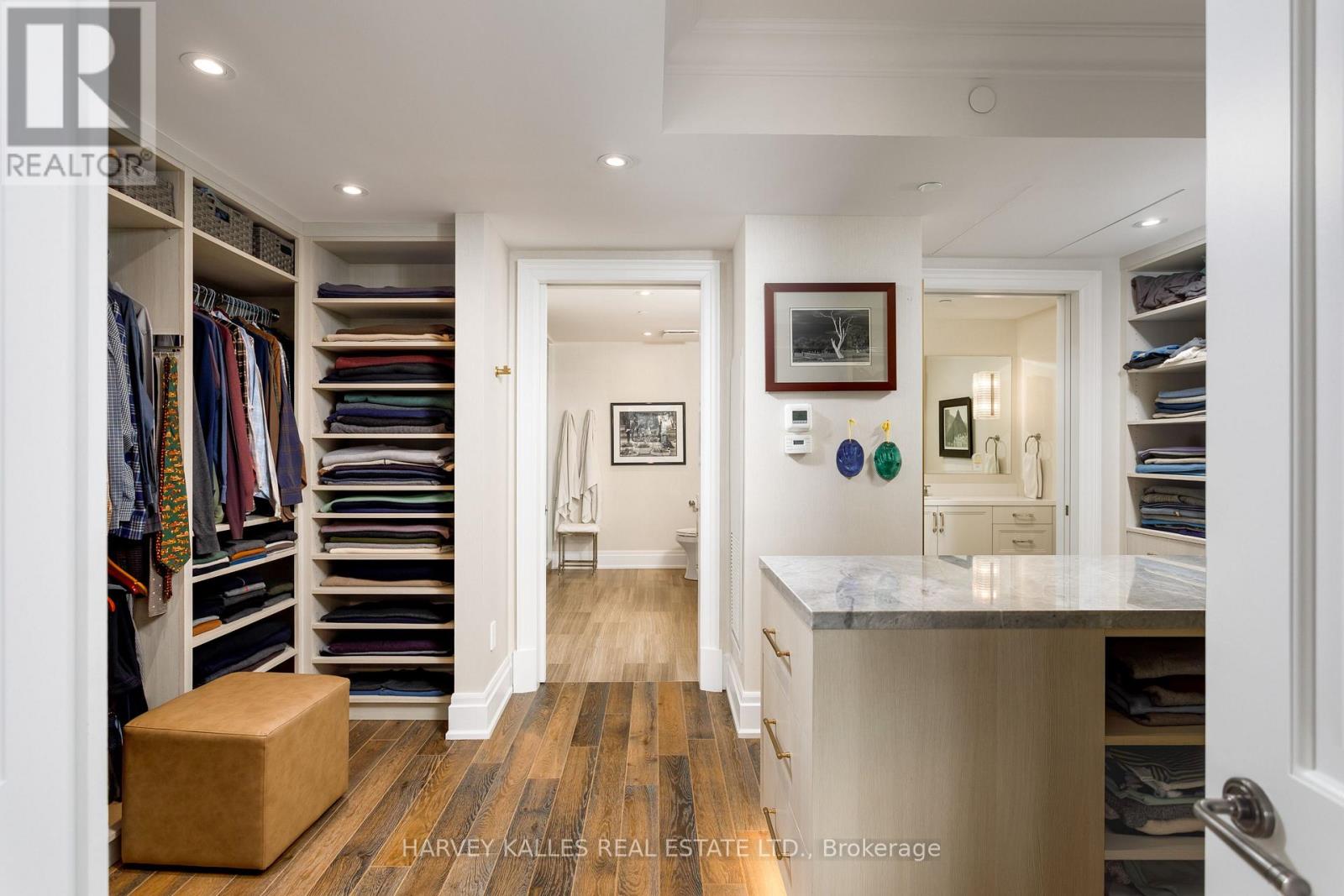 701 - 1 FOREST HILL ROAD