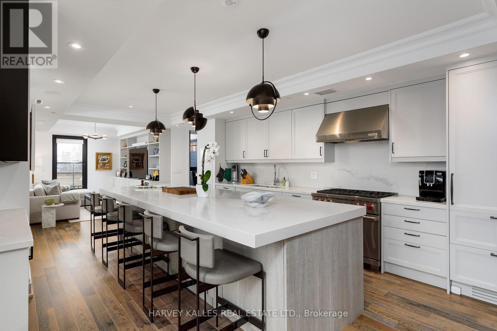 701 - 1 FOREST HILL ROAD