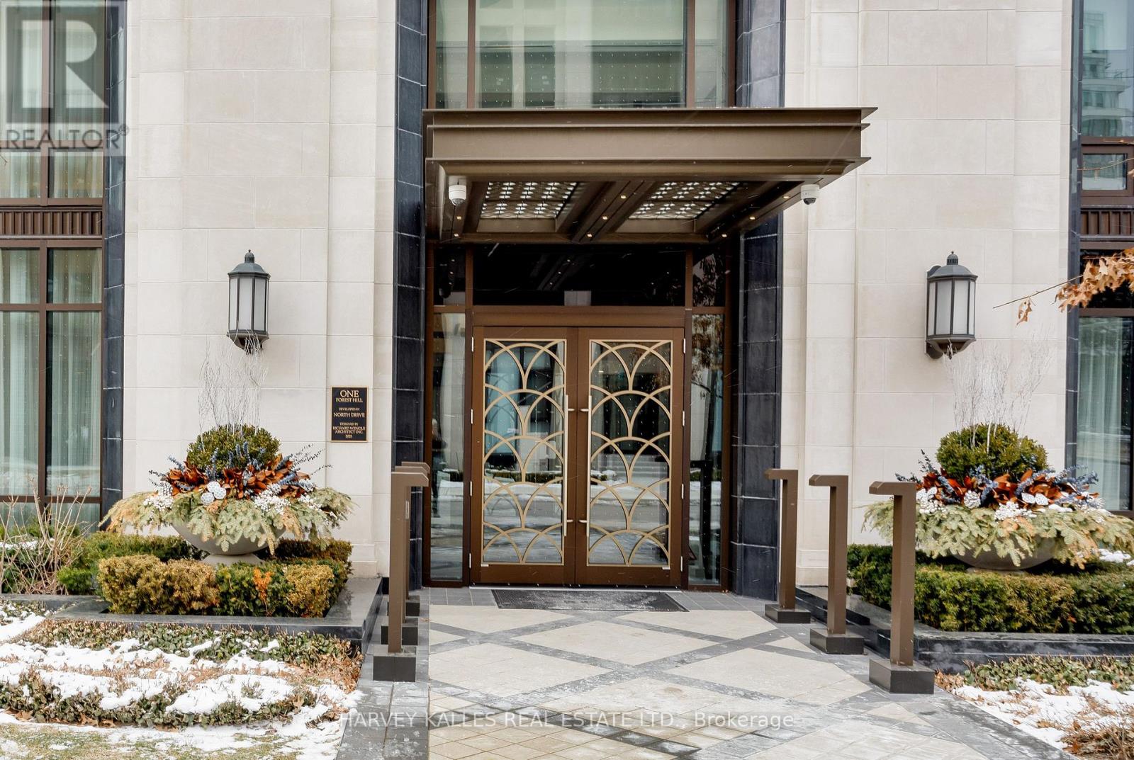 701 - 1 FOREST HILL ROAD