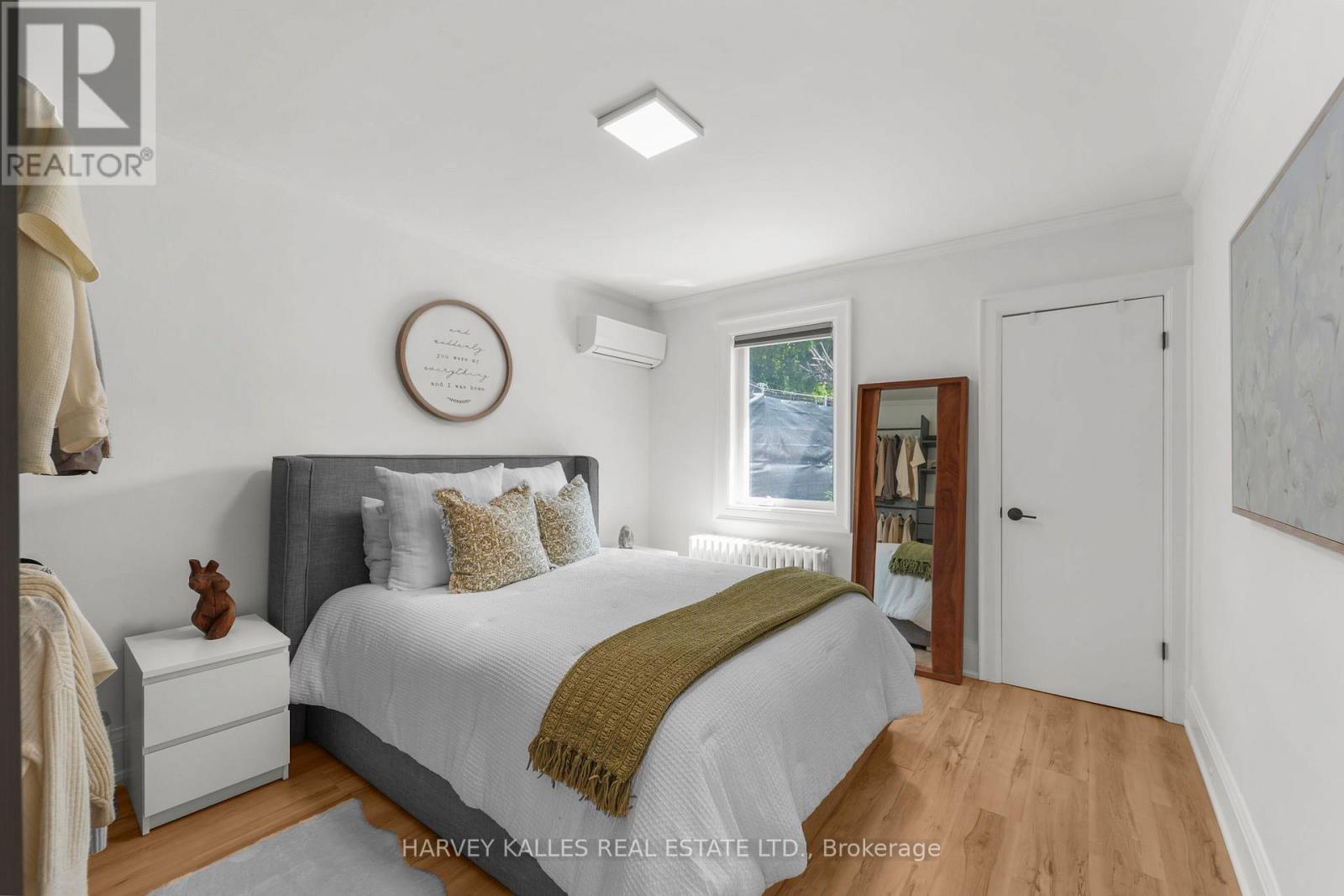 243 NORTHCLIFFE BOULEVARD