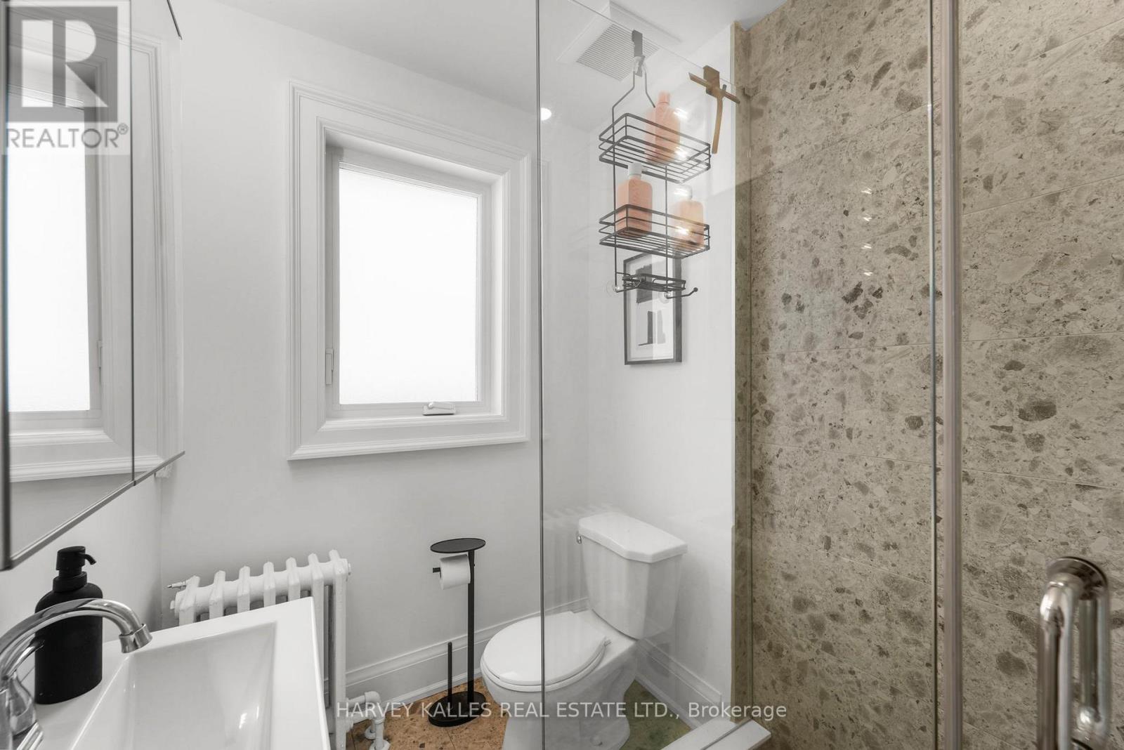 243 NORTHCLIFFE BOULEVARD