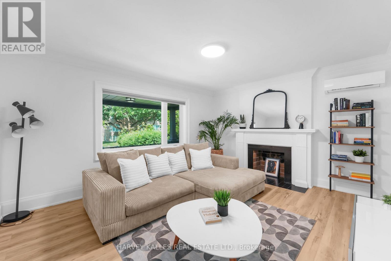 243 NORTHCLIFFE BOULEVARD