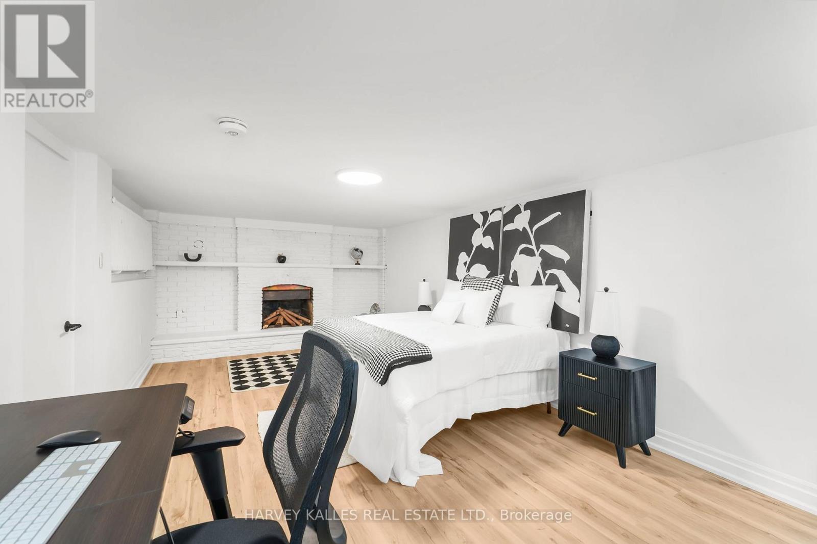 243 NORTHCLIFFE BOULEVARD