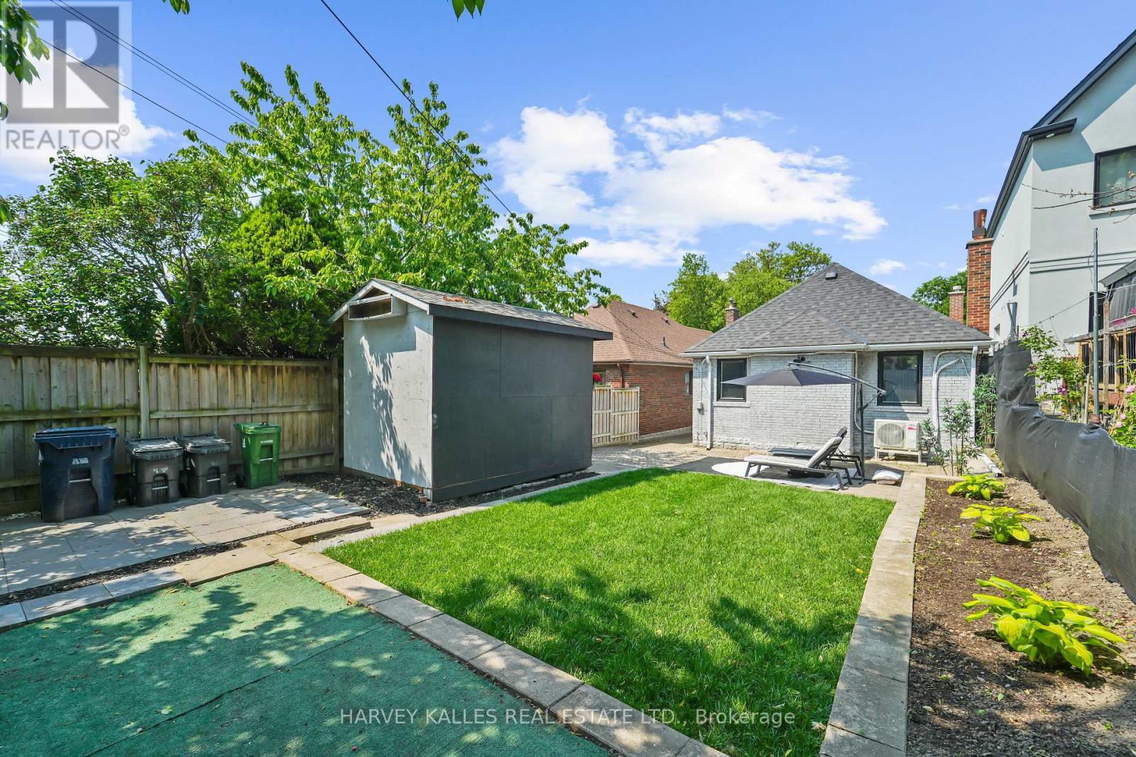 243 NORTHCLIFFE BOULEVARD