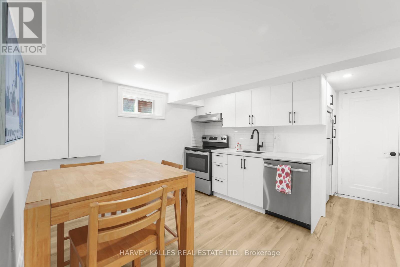 243 NORTHCLIFFE BOULEVARD