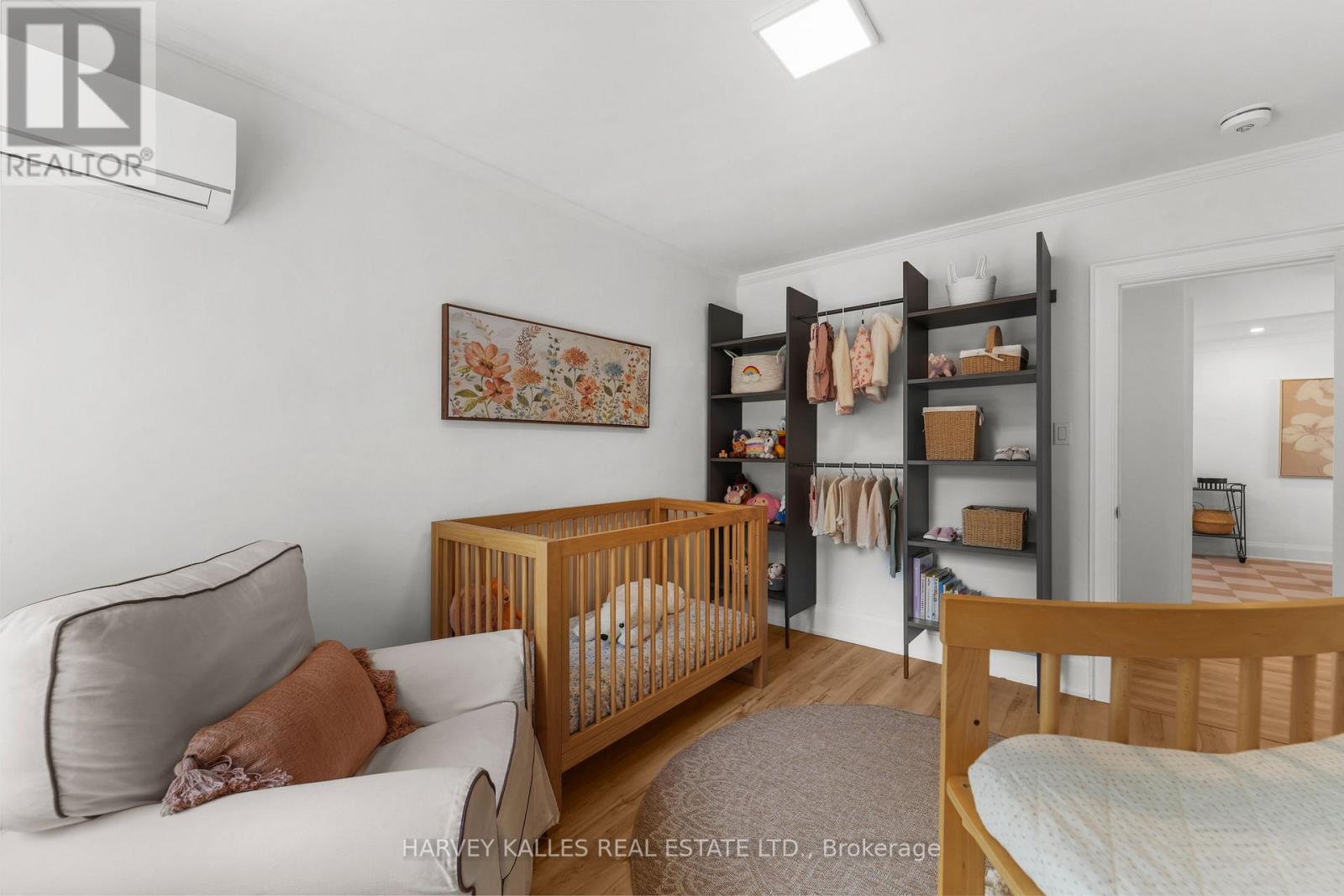 243 NORTHCLIFFE BOULEVARD