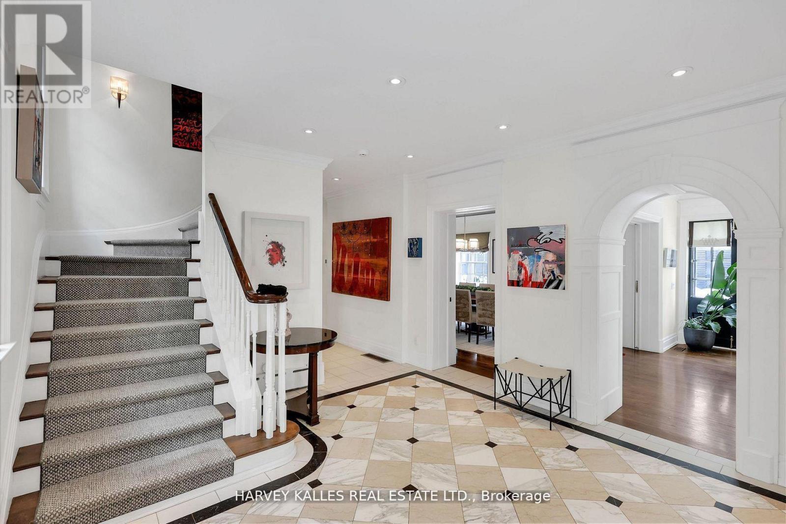 444 RUSSELL HILL ROAD