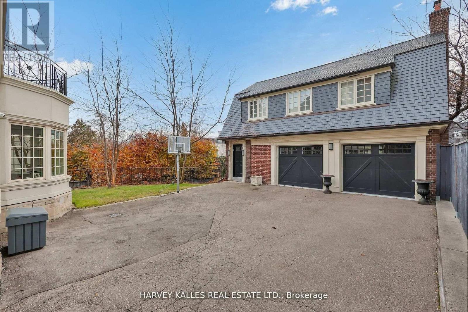 444 RUSSELL HILL ROAD