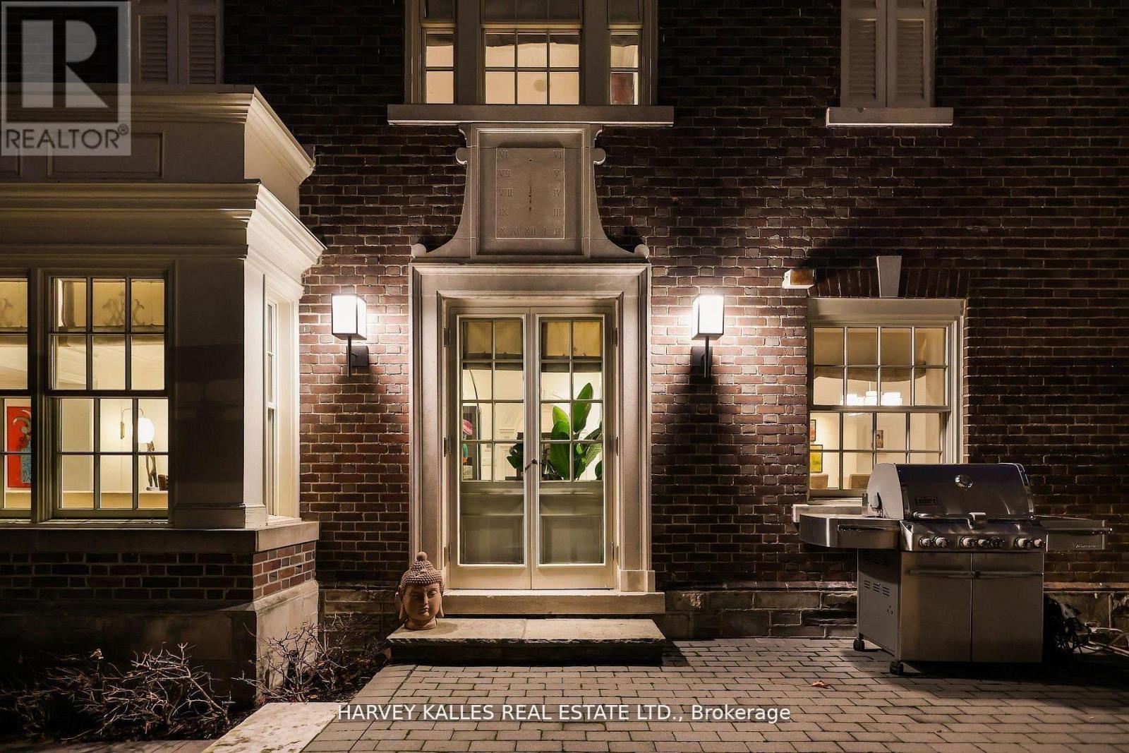 444 RUSSELL HILL ROAD