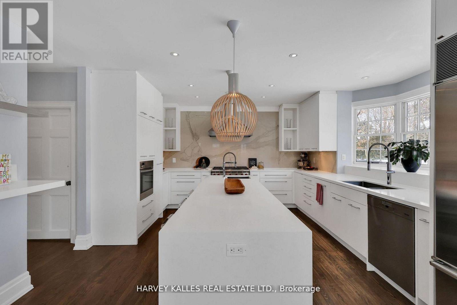 444 RUSSELL HILL ROAD