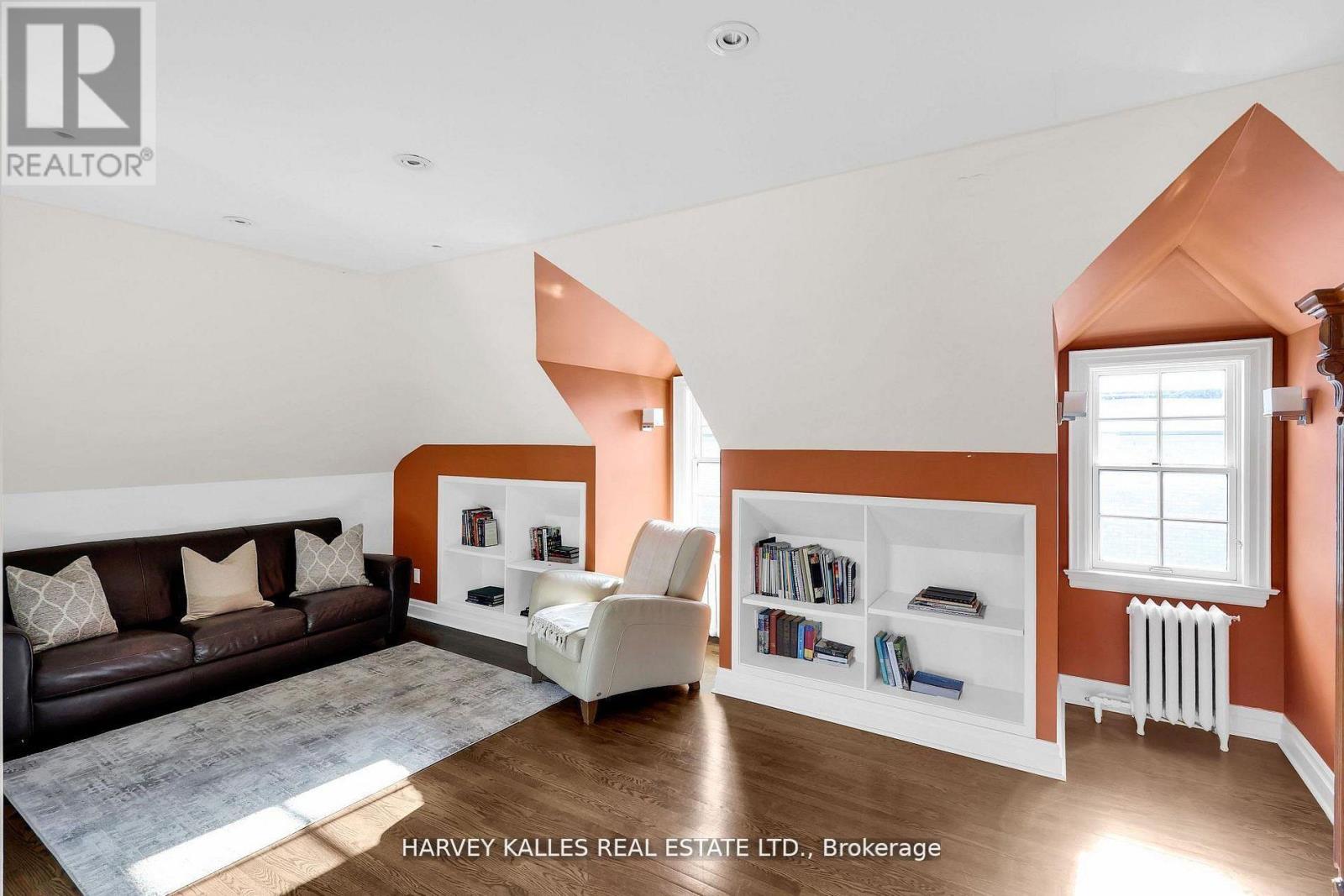 444 RUSSELL HILL ROAD