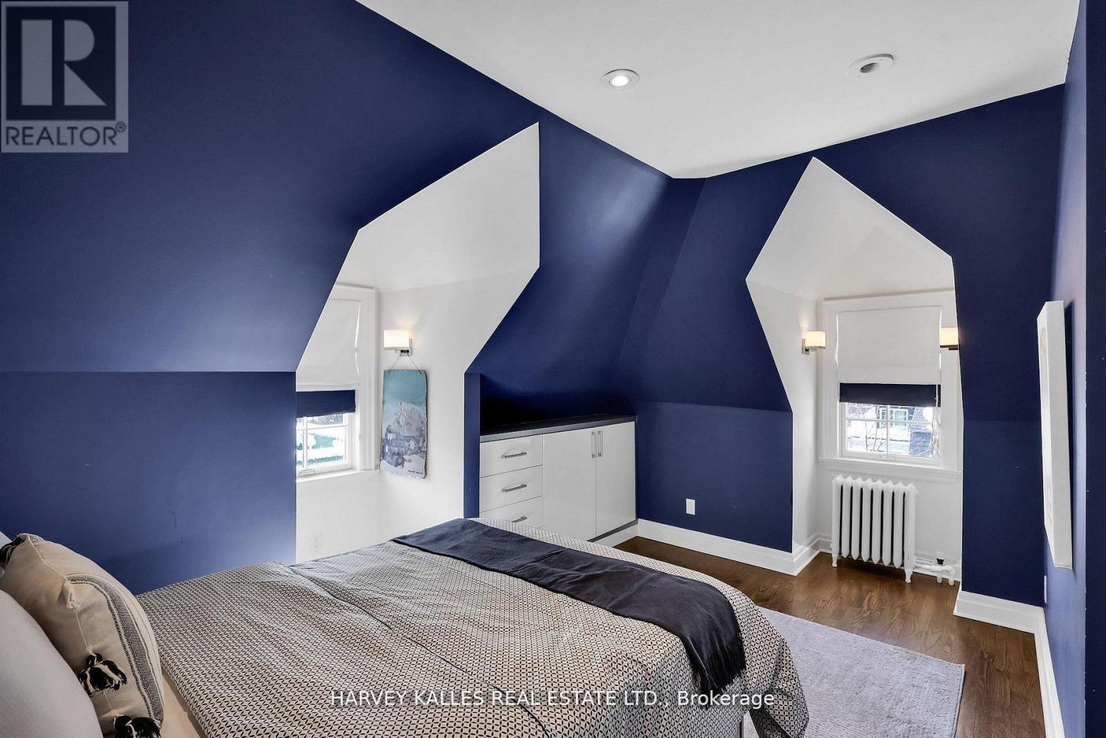 444 RUSSELL HILL ROAD