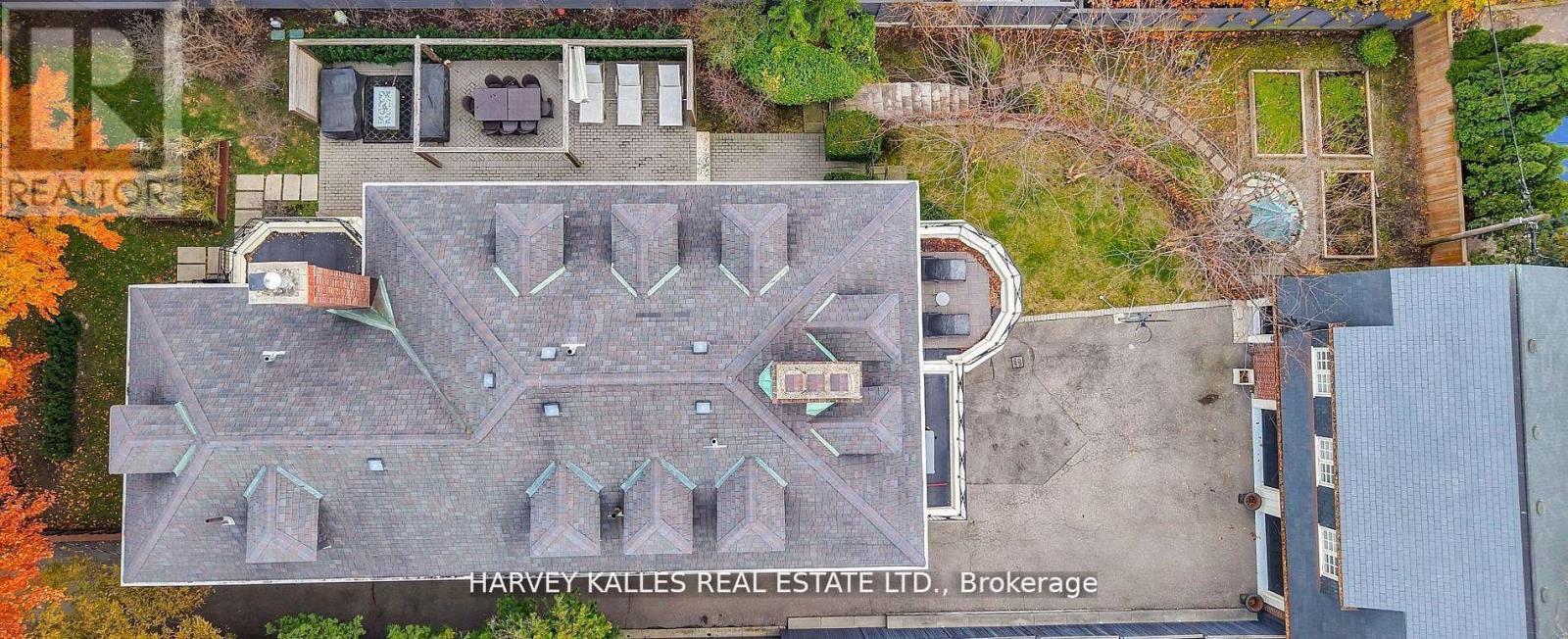 444 RUSSELL HILL ROAD