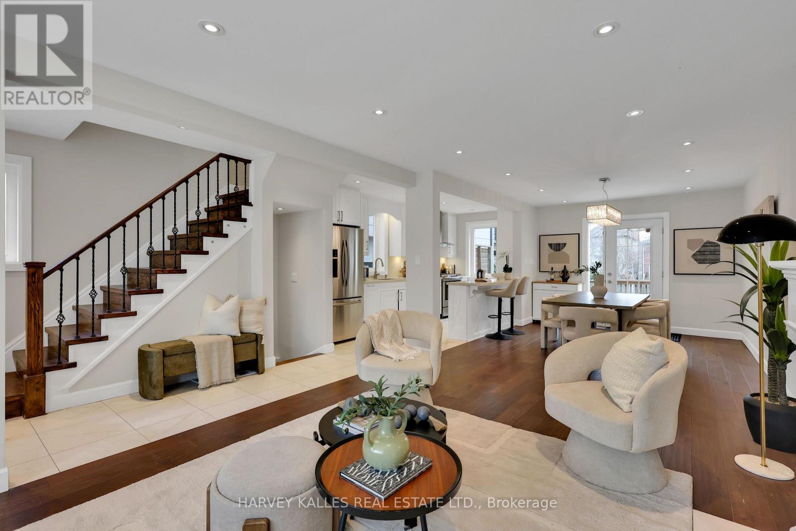 320 MELROSE AVENUE