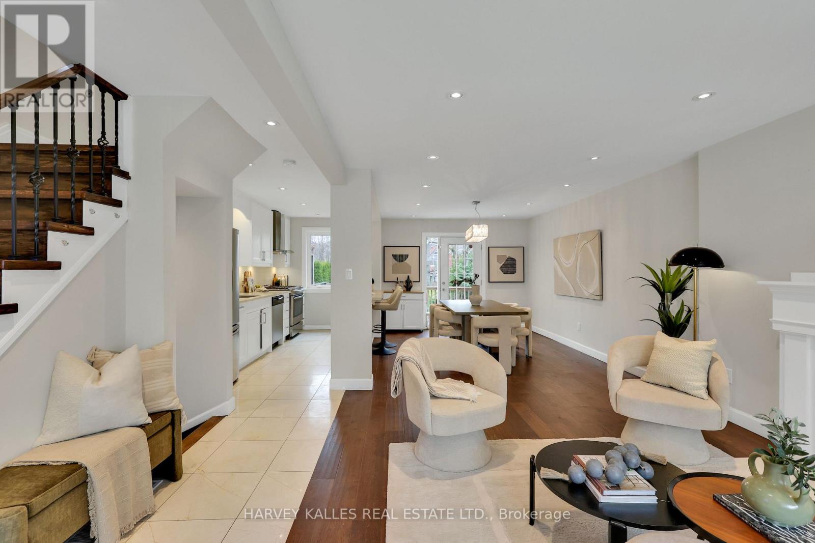 320 MELROSE AVENUE