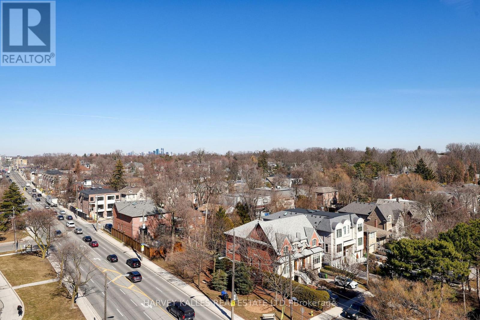 1001 - 2600 BATHURST STREET