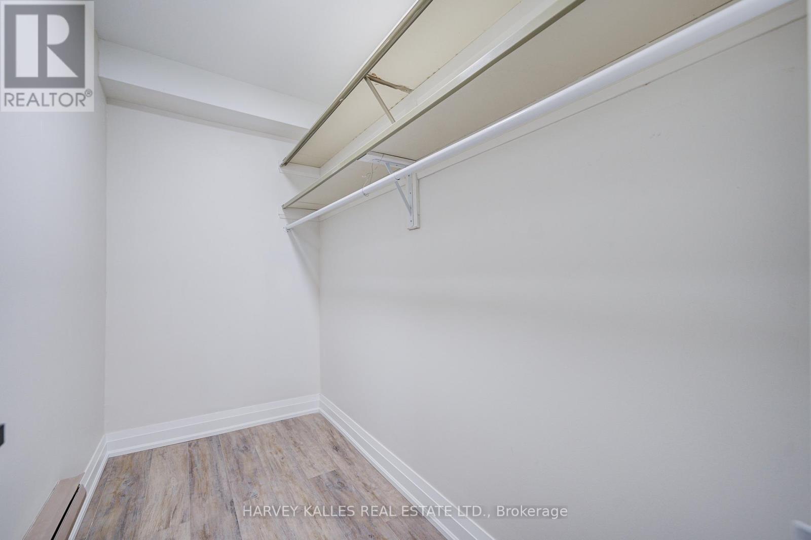 109 - 3000 BATHURST STREET