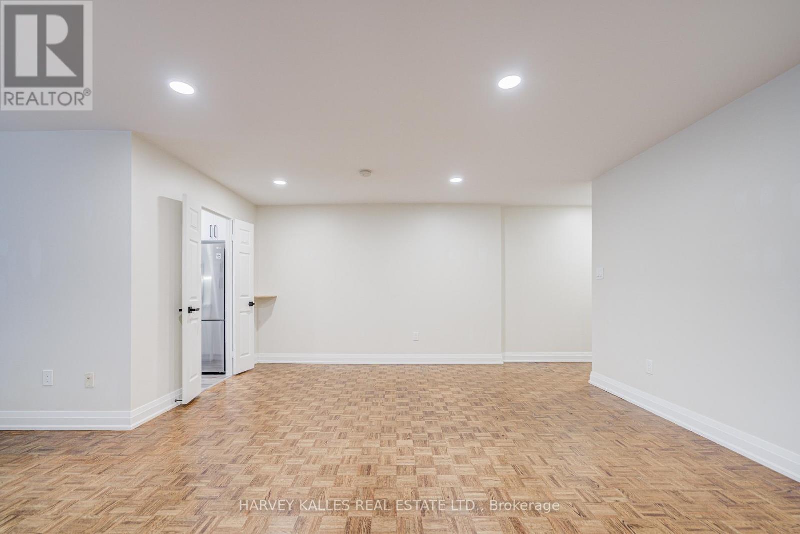 109 - 3000 BATHURST STREET