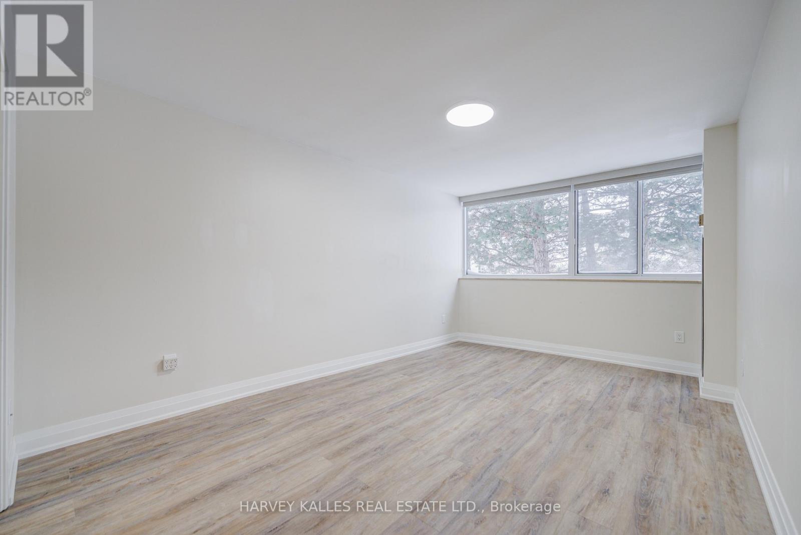 109 - 3000 BATHURST STREET