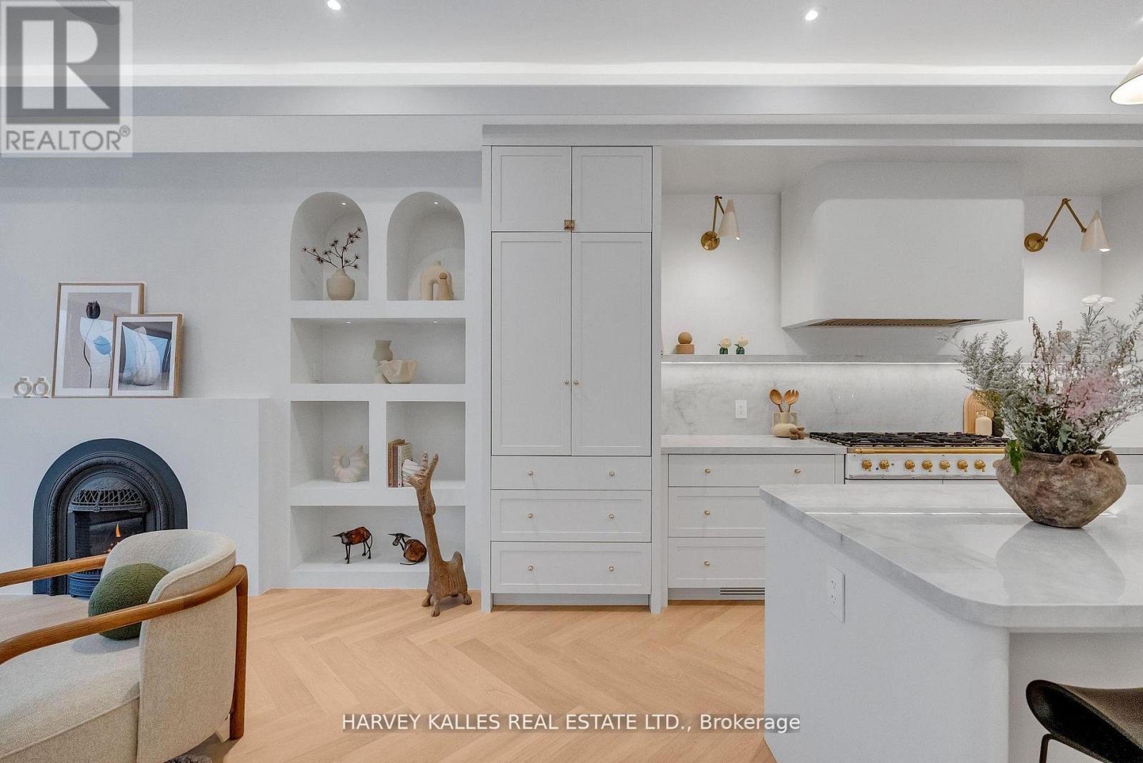 101 BRIAR HILL AVENUE