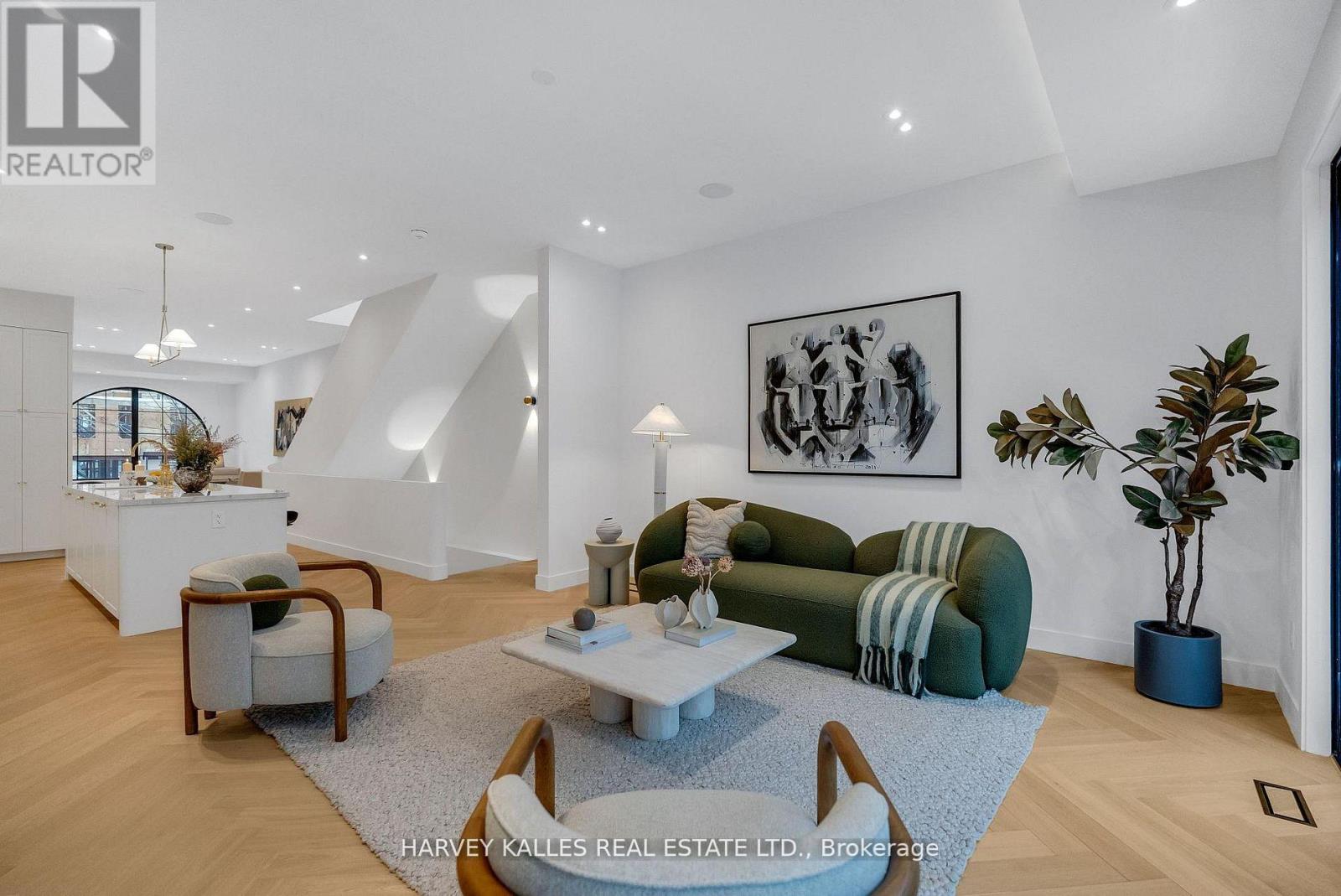 101 BRIAR HILL AVENUE