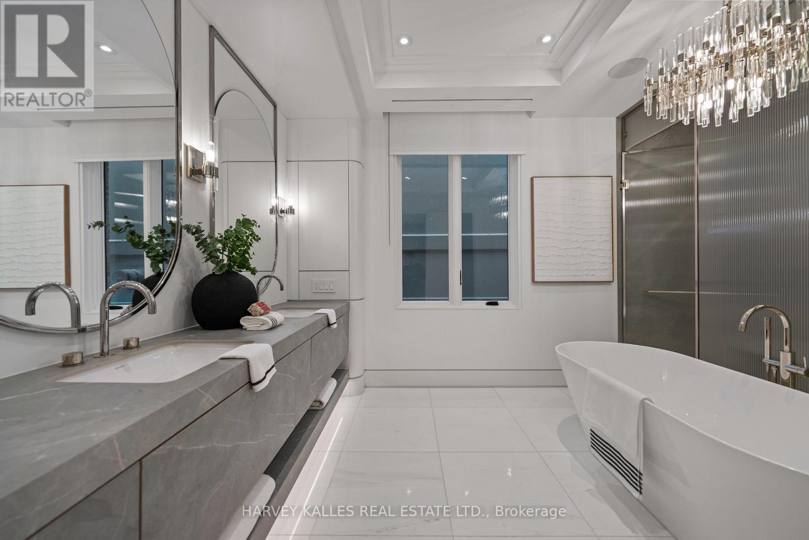 335 LYTTON BOULEVARD