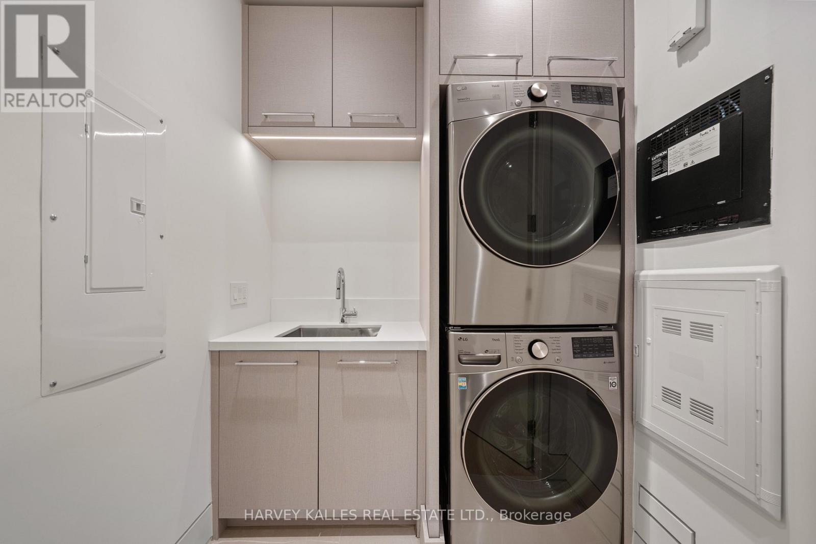 335 LYTTON BOULEVARD