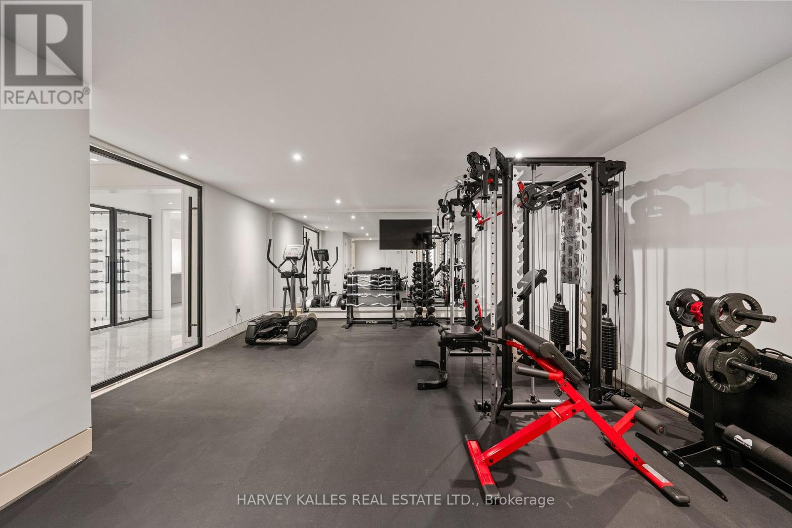 335 LYTTON BOULEVARD