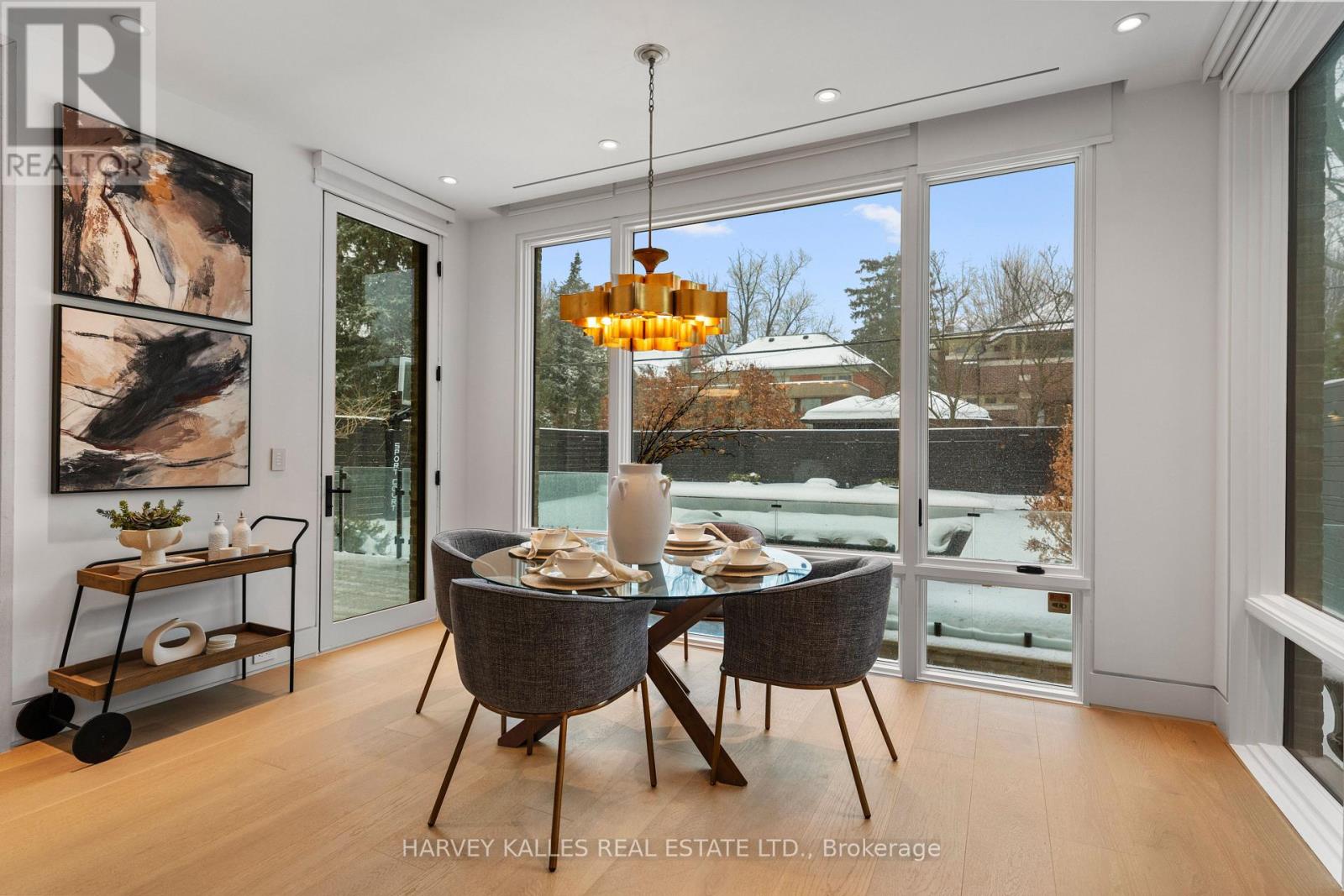 335 LYTTON BOULEVARD