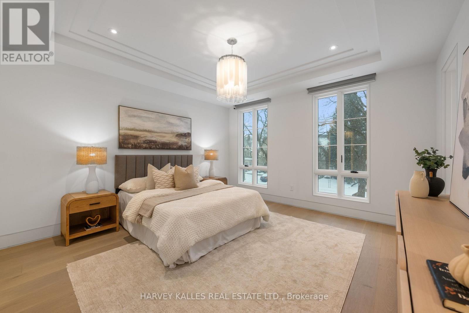 335 LYTTON BOULEVARD