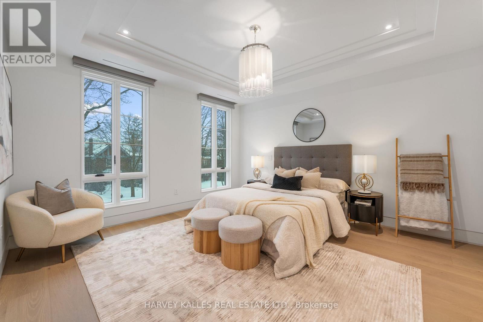 335 LYTTON BOULEVARD