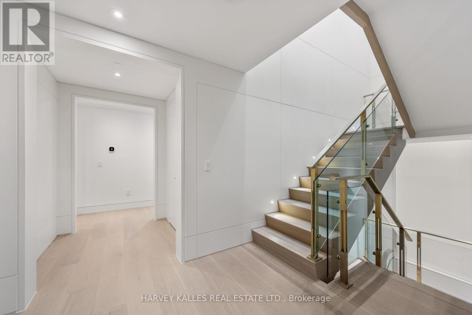 335 LYTTON BOULEVARD