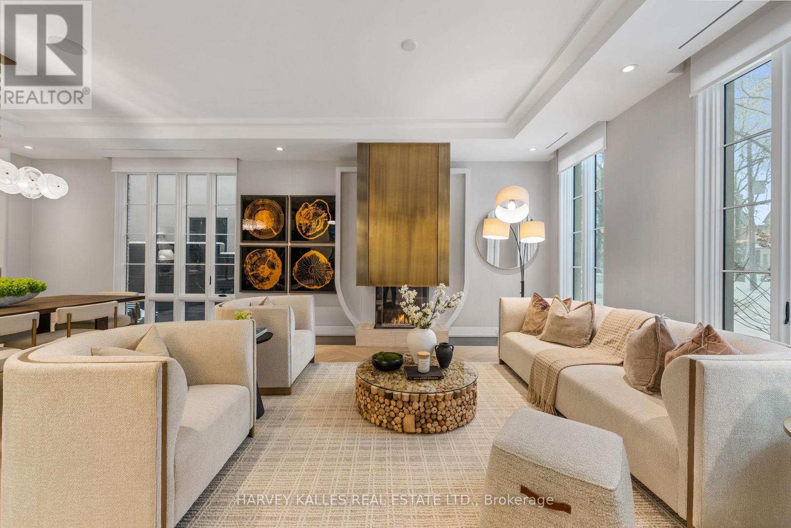 335 LYTTON BOULEVARD